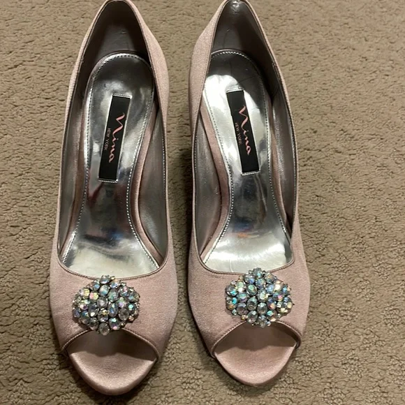 sachin and babi light blue dress Wedding shoes for champagne dress sale
